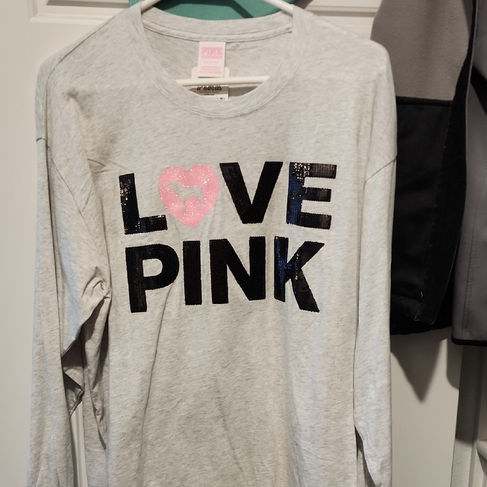 Long sleeve pink shirt